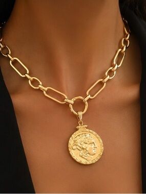 Gold Coin Necklace Foundrae Julie Vos Ben-Amun Gas Bijoux Inspired Statement NWT